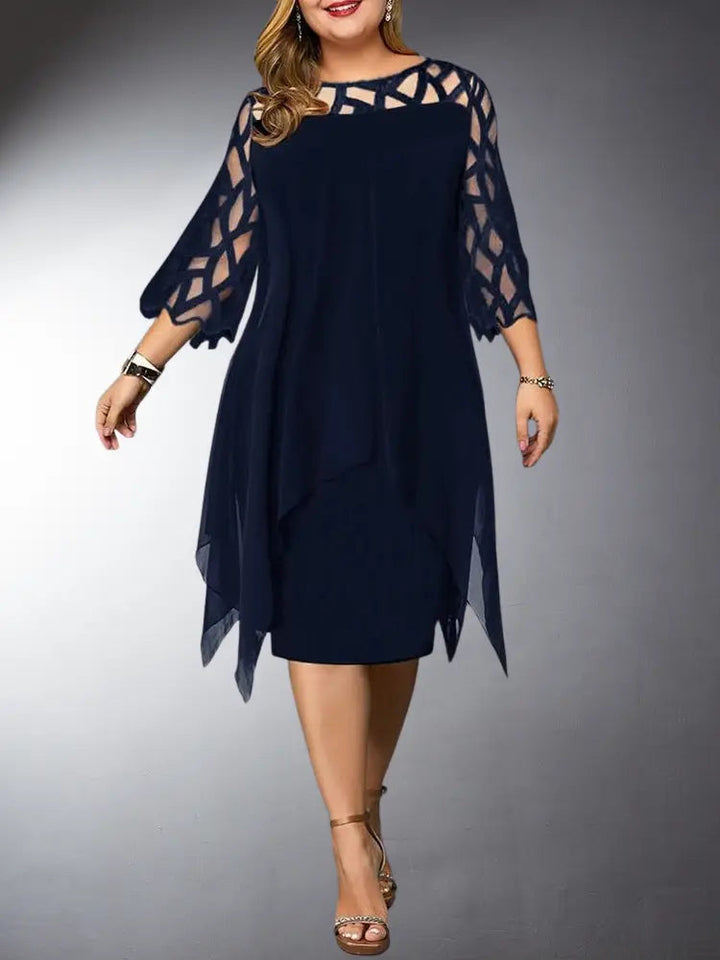 Lune London | Elegant Plus Size Lace Midi Dress