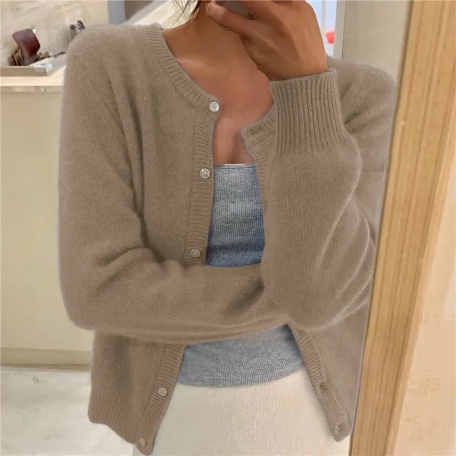 Chic Und Stil | Knit Women's Jacket Solid Color for Comfort