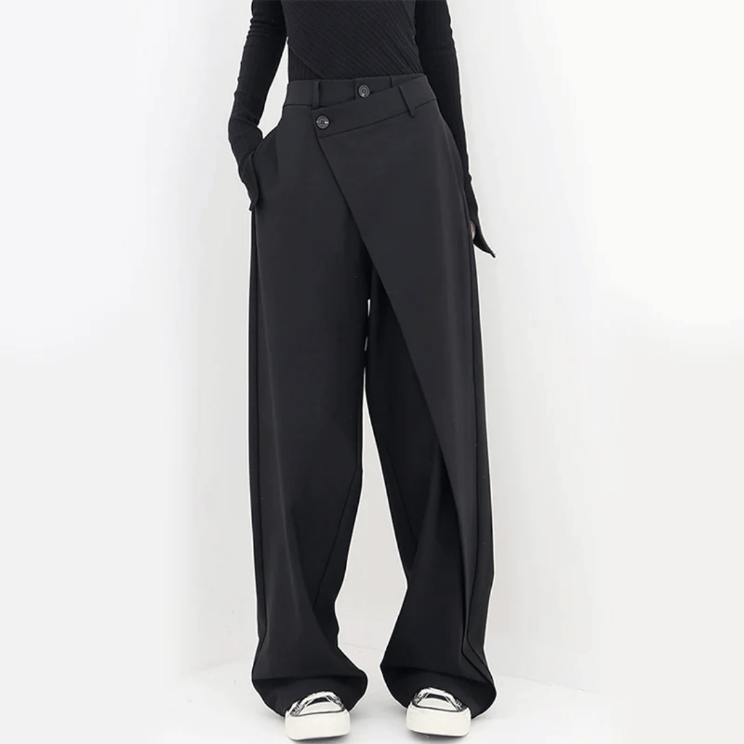 Lune London | Wide pants - Asymmetrical & luxurious wide pants by Isabella Vionnet