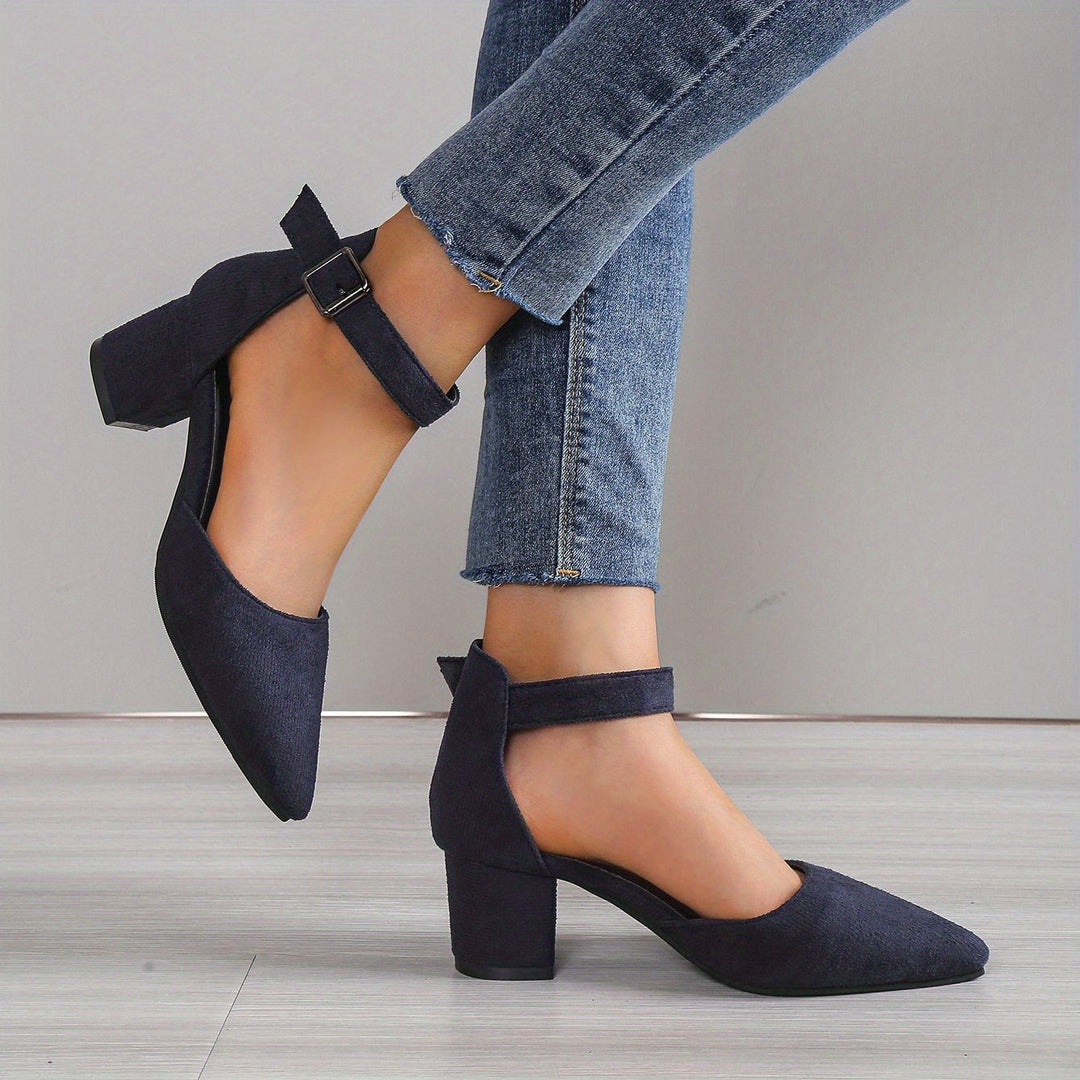 Lune London | Women's sandals with block heel lacing, with ankle strap, elegant