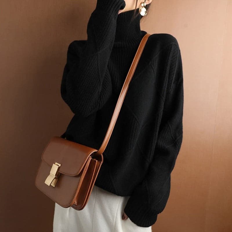 Lune London | Turtleneck Sweater - Knitted with Diamond Pattern - soft and comfortable