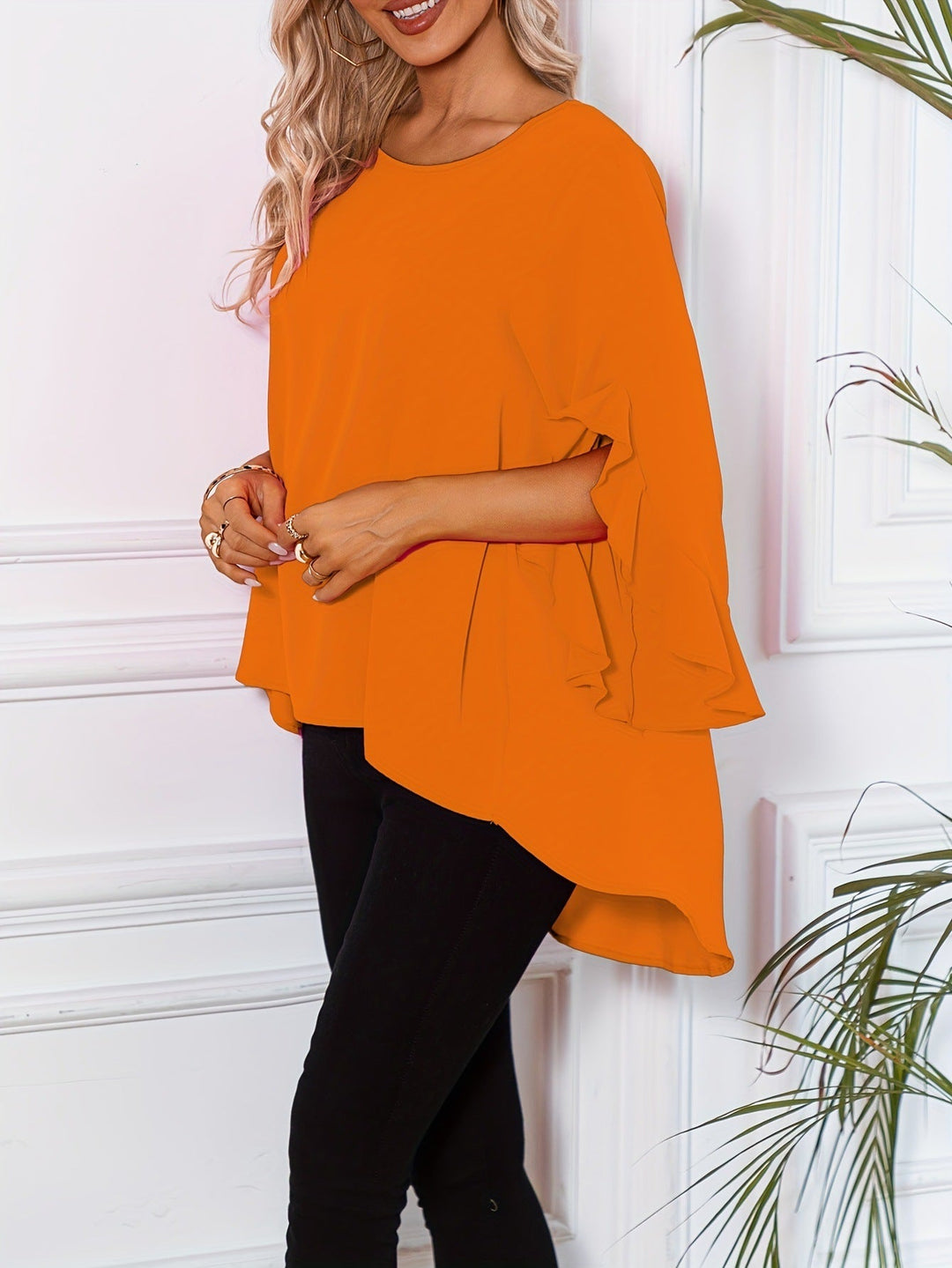 Lune London | Blouse with Round Neckline for Spring