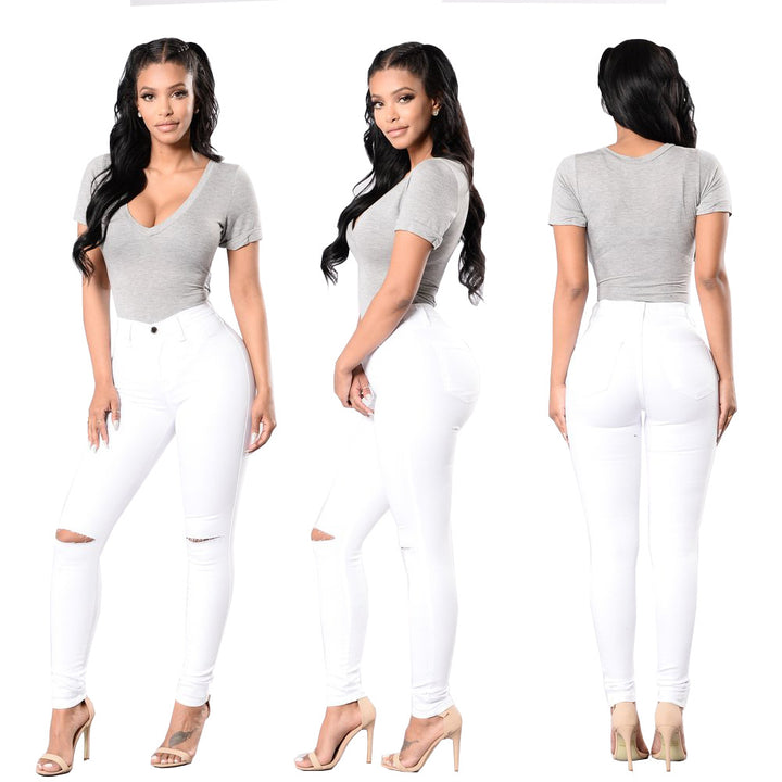 High-waisted jeans for women with trendy ripped details and fitted cut Lune London