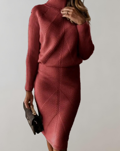 Lune London | Two-piece with Slim Skirt
