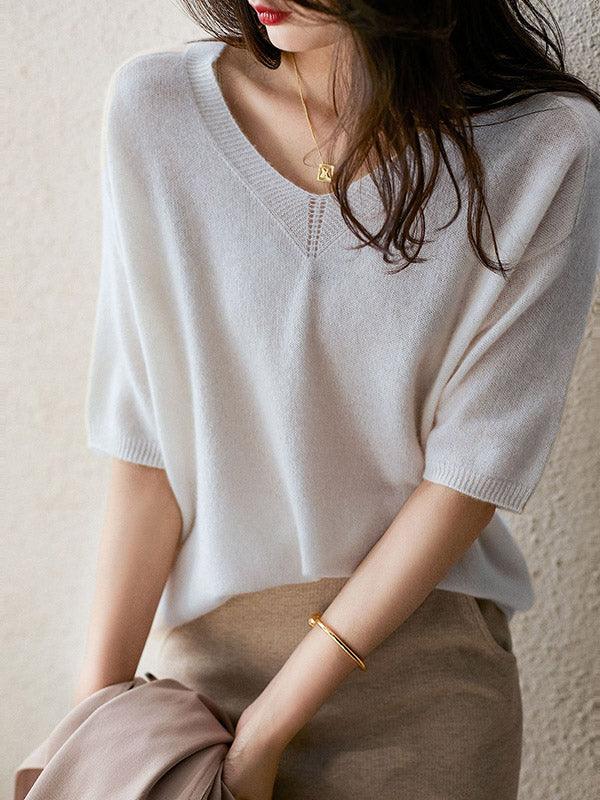 Lune London | Luxurious soft cashmere V neck sweater for women