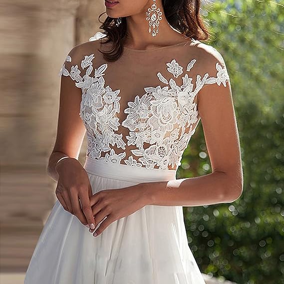 Lune London | Lace-Slit-Evening Dress