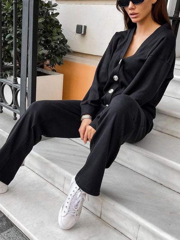 Lune London | Casual V-Neck Sweater and Pants Set
