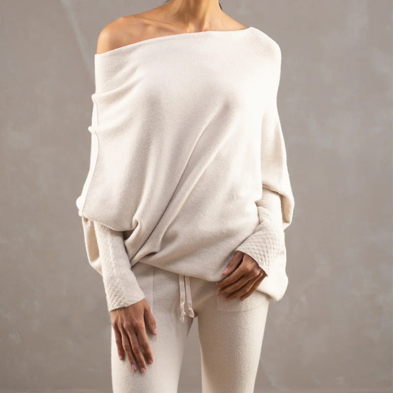 Lune London | Cozy oversized knit sweater with a Carmen neckline
