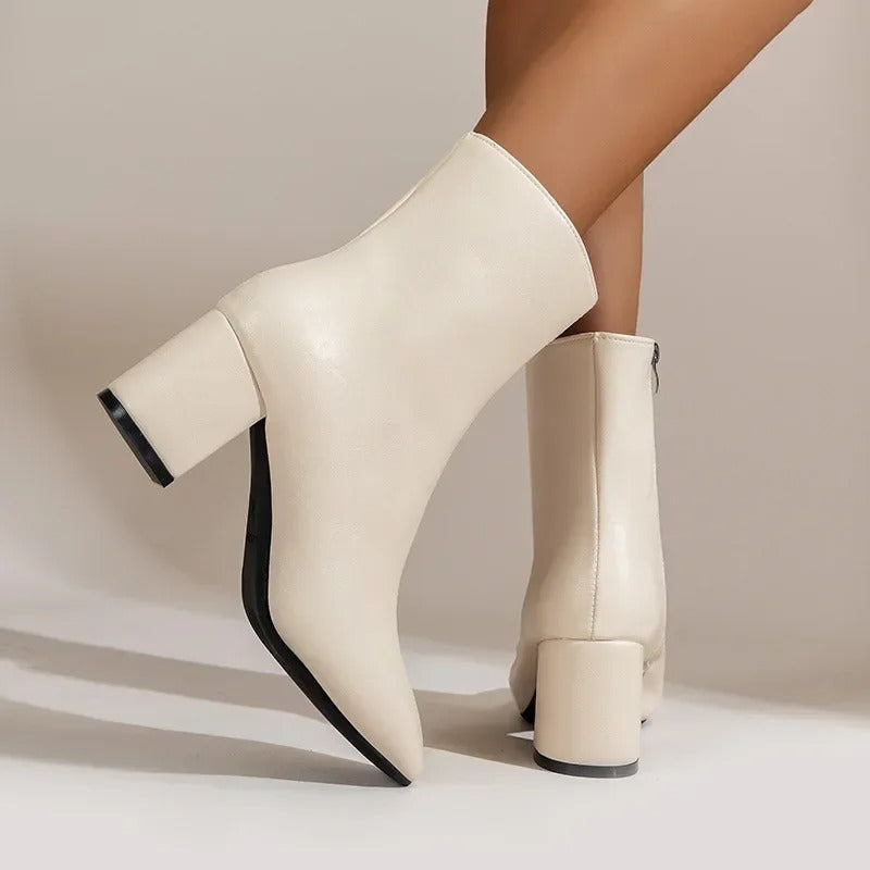 Lune London | Elegant and Versatile Ankle Boots