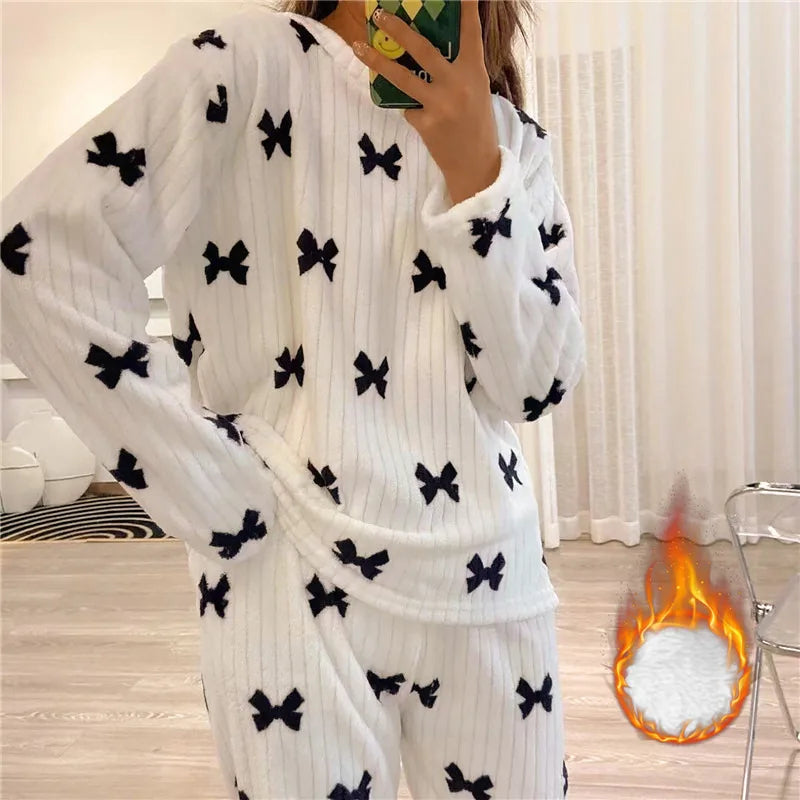 Lune London | Fleece Comfort Pajamas - Soft, Warm and Comfortable in 7 Trendy Variants