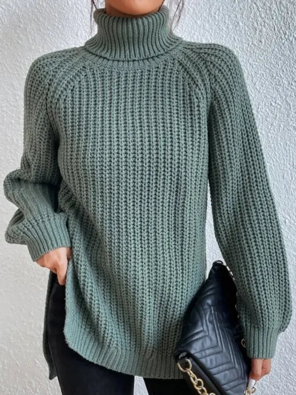 Lune London | turtleneck sweater with raglan sleeves and split hem