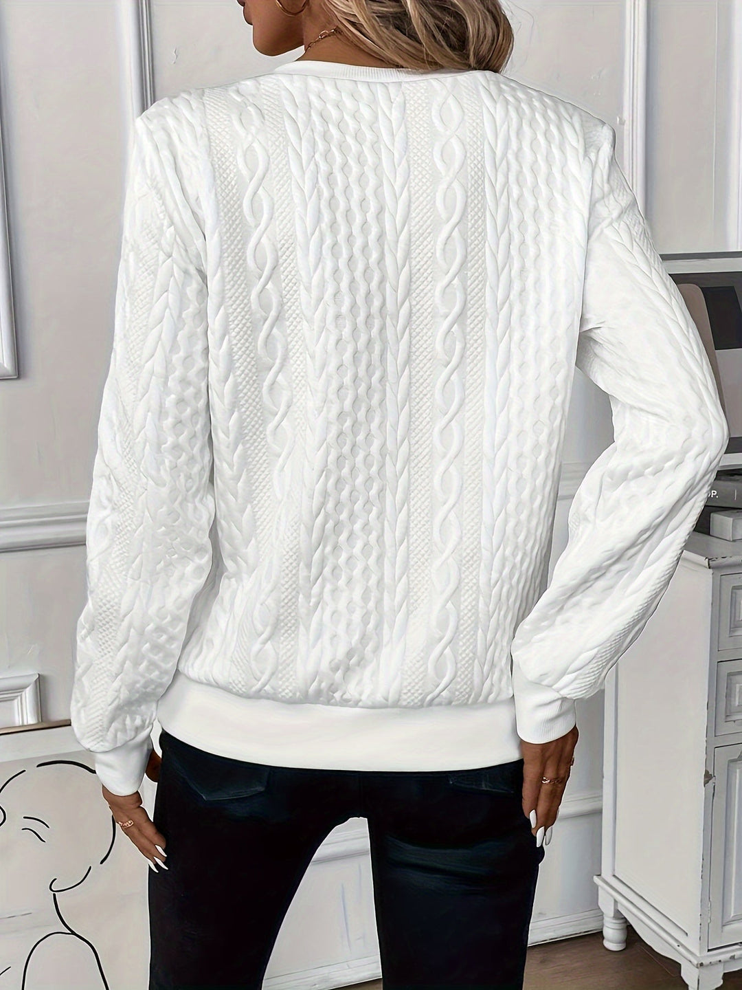 Chic Und Stil | Elegant Sweater with Zipper