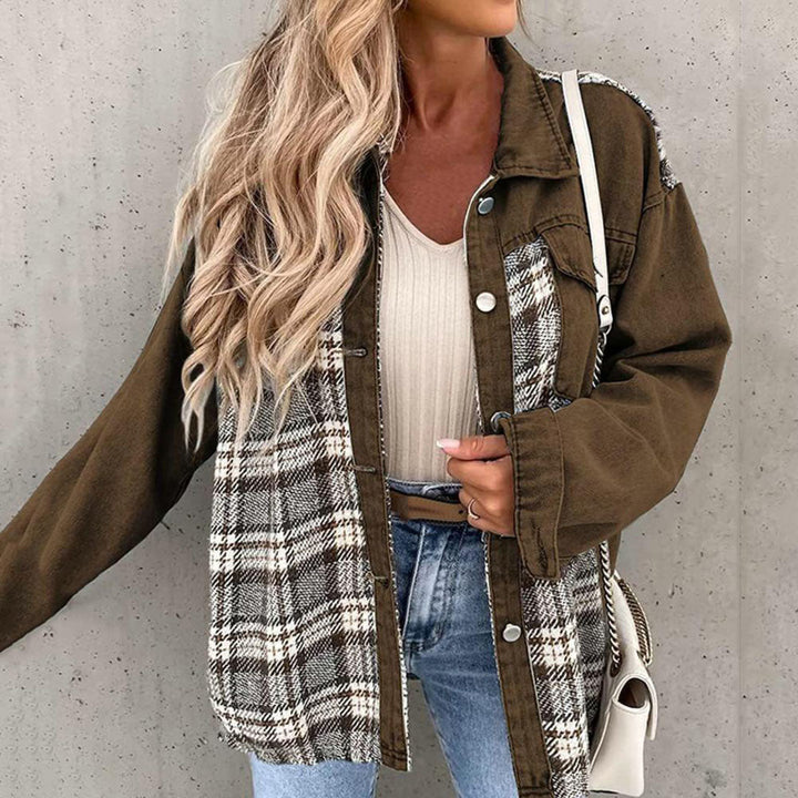 Lune London | Elegant women's jacket with a check pattern and classic collar