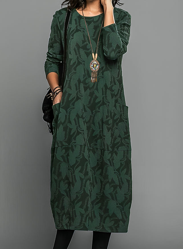 Chic Und Stil | Luxurious Winter Dress with Print