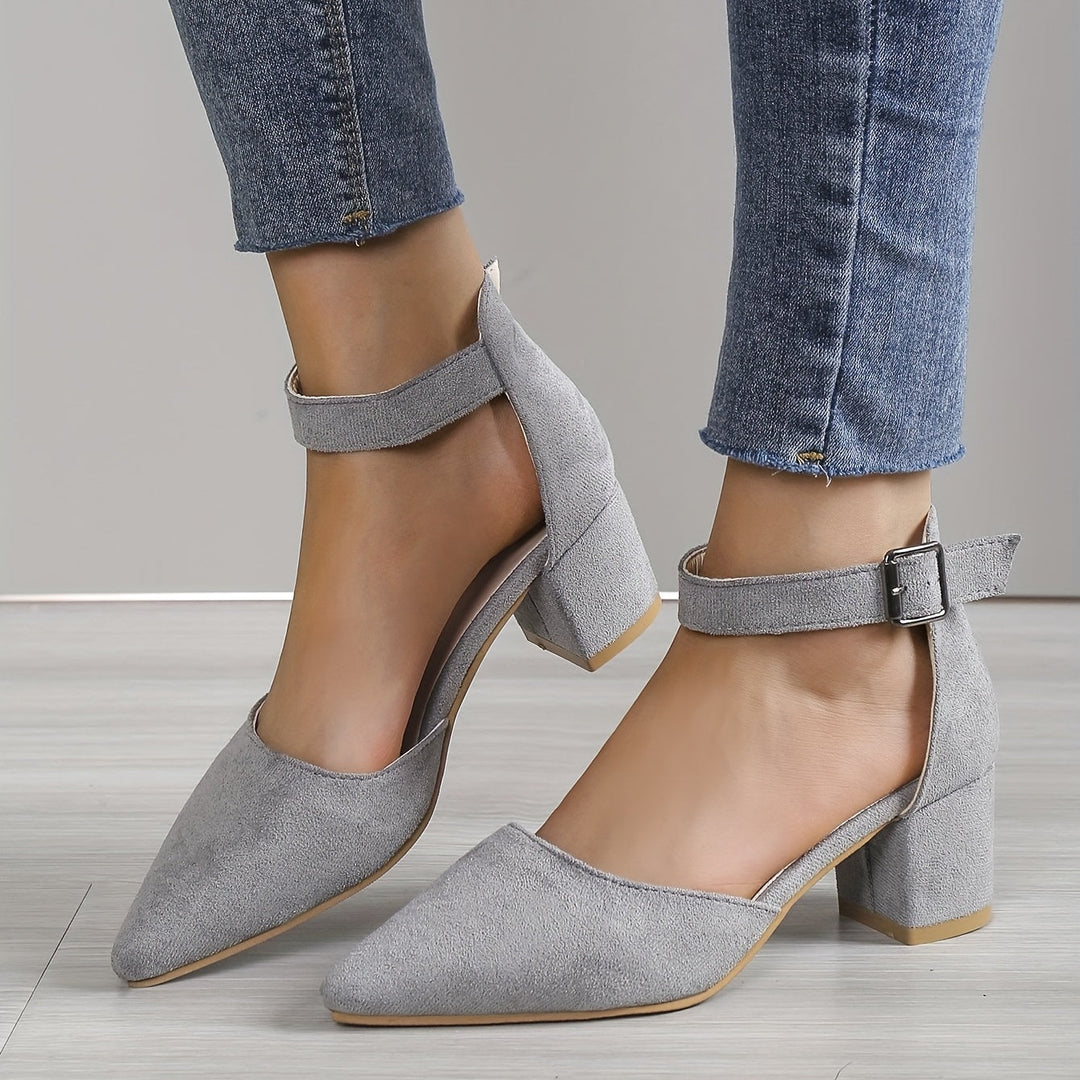 Lune London | Women's sandals with block heel lacing, with ankle strap, elegant