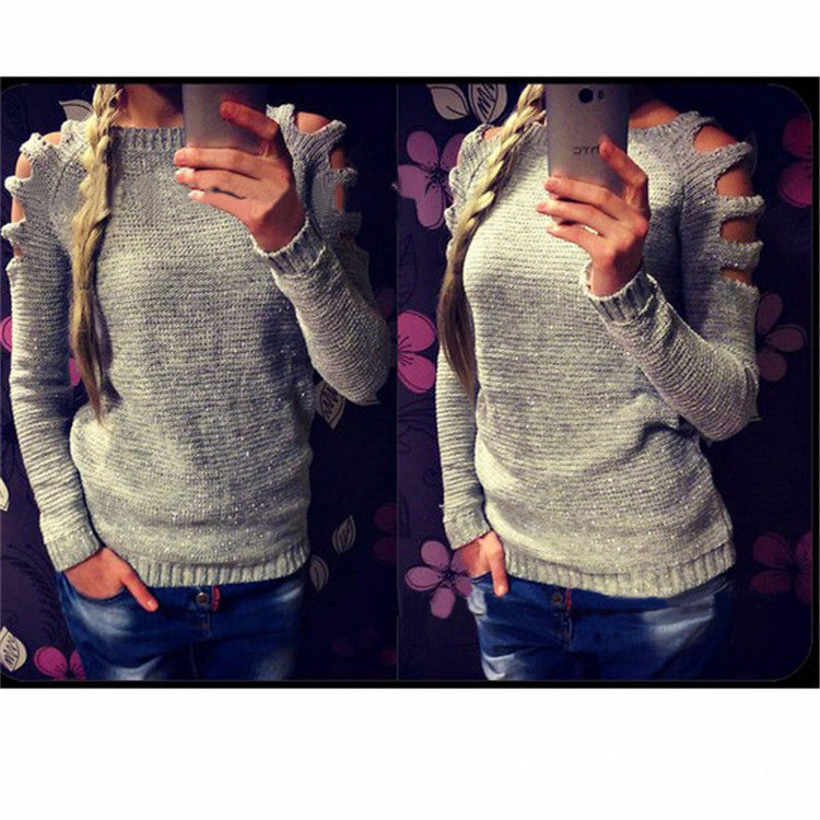 Pull en tricot pour femmes avec design à épaule dénudée et accents scintillants Chic & Stil