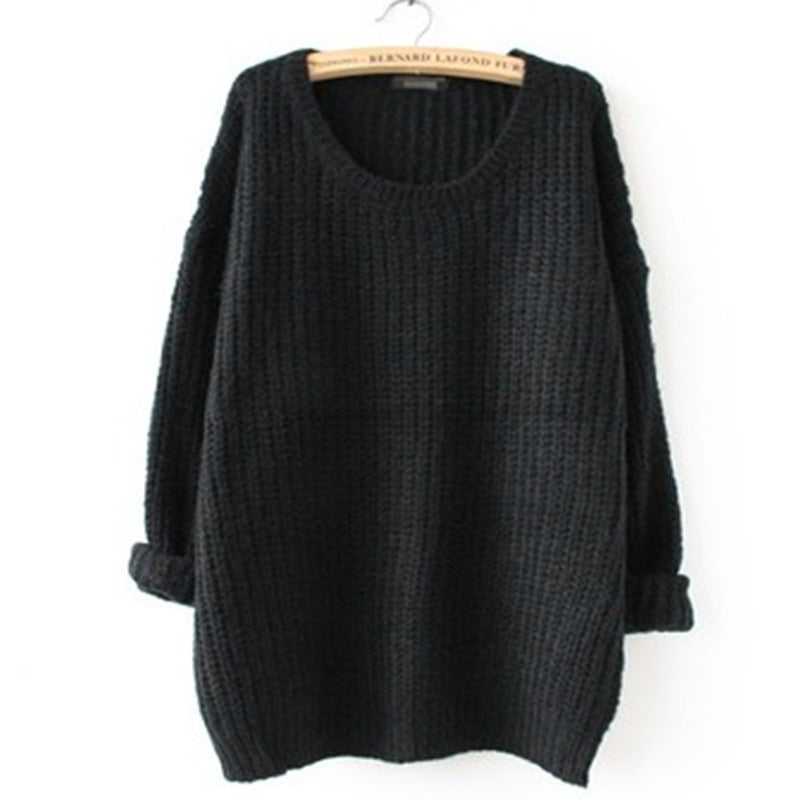 Casual knitted pullover for women with a loose fit and an airy structure Lune London