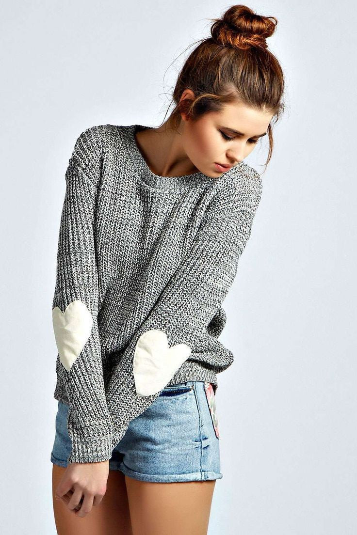 Women's sweater with heart-shaped appliqués and relaxed fit Lune London