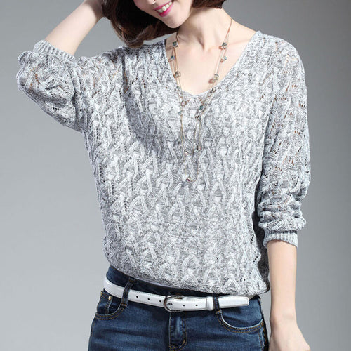 Women's knit pullover with V-neck and airy perforated pattern Lune London