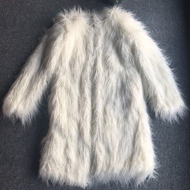 Ladies Long Fluffy Coat in Faux Fur Lune London