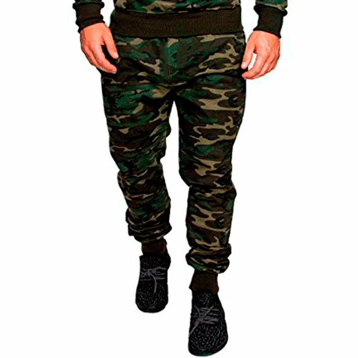 Comfortable sports joggers for men with elastic waist and trendy cut Lune London