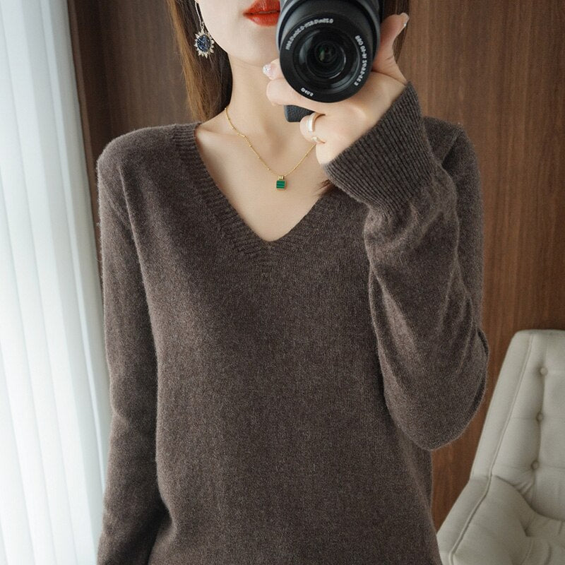 Chic Und Stil | V-Neck Made Of Cashmere