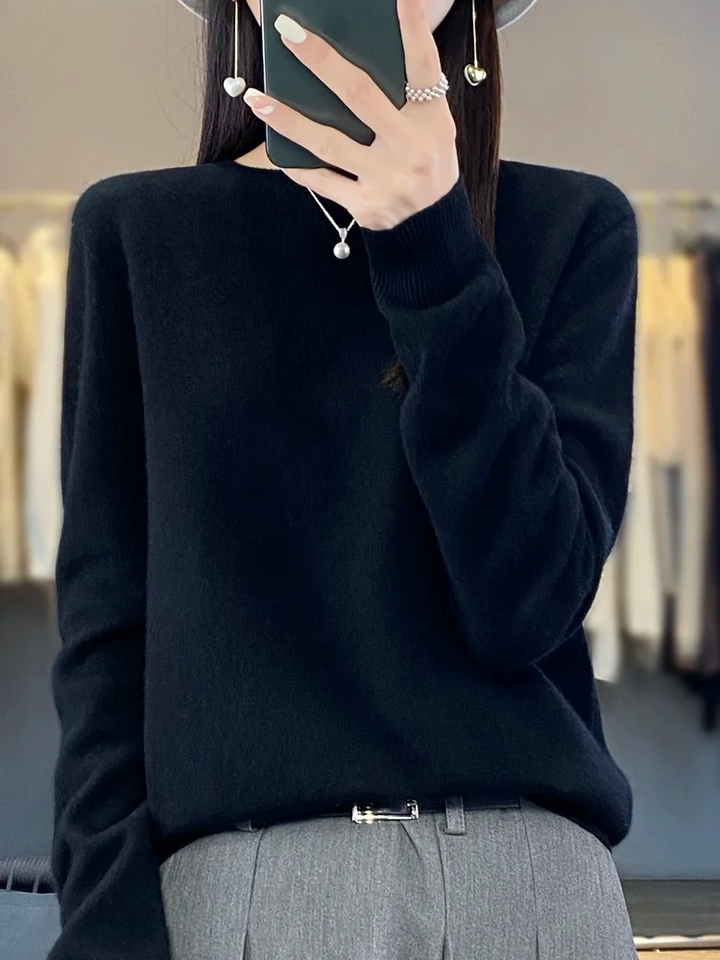 Chic Und Stil | Cashmere Sweater Women Round Neck Soft and Elegant Knit Sweater