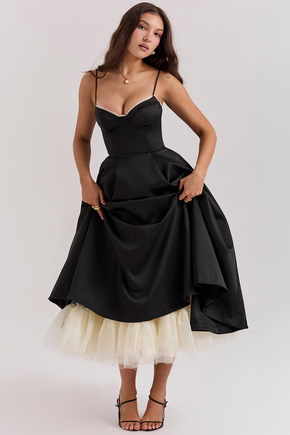 Lune London | Elegant slimming dress for women