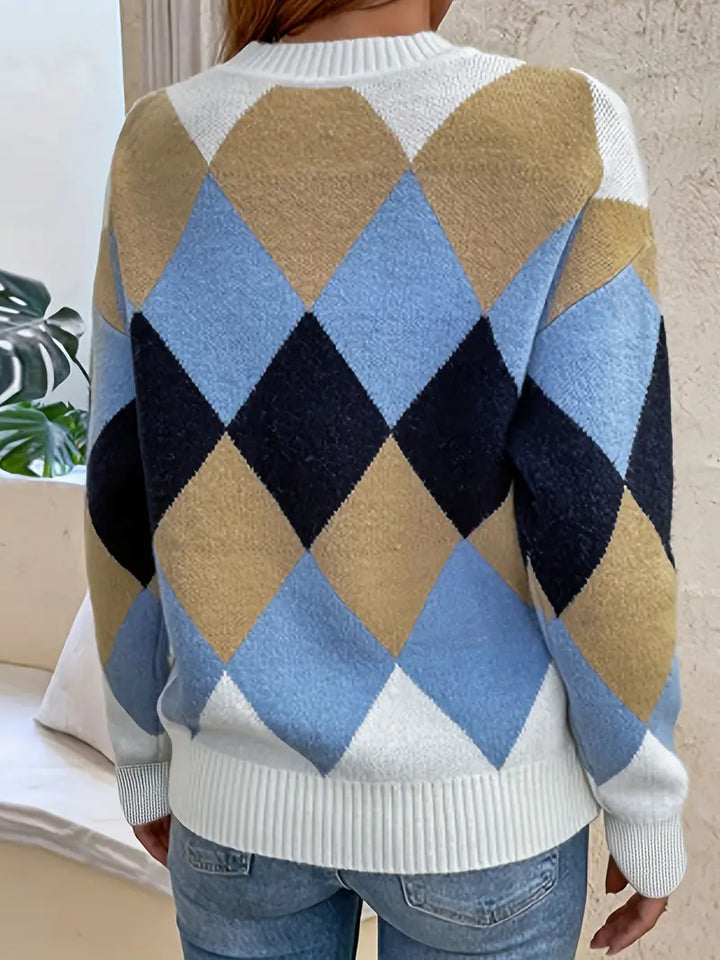 Lune London | Crew neck checkered sweater for timeless elegance