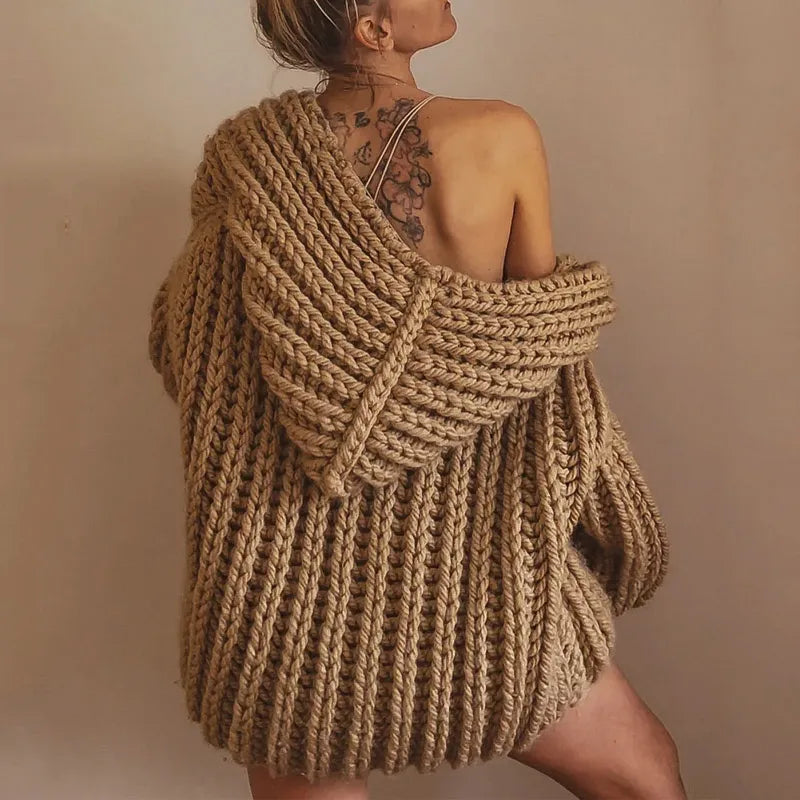 Lune London | Cozy oversized knitted hoodie sweater
