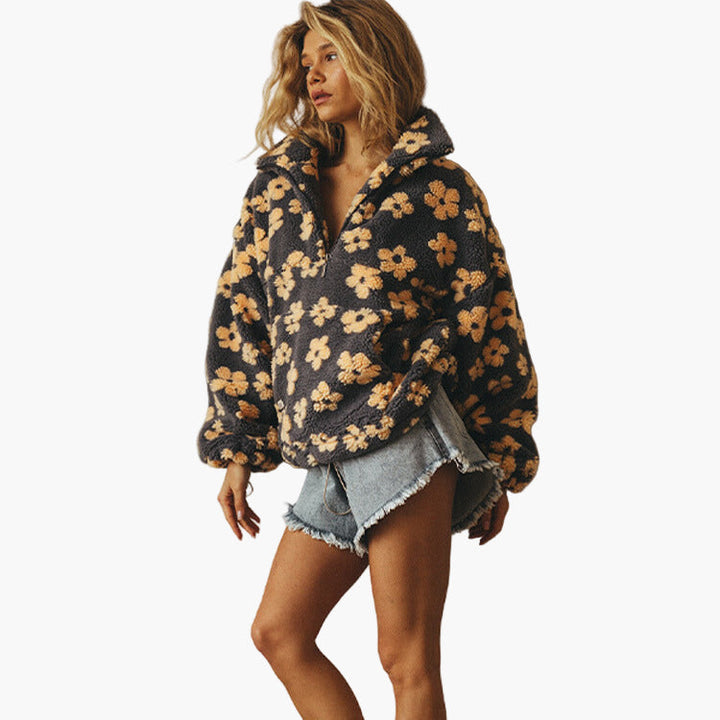 Lune London | Cozy floral print sweater - Boho style for autumn and leisure