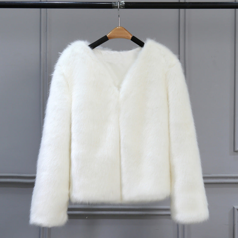 Ladies Elegant Faux Fur Coat with V Neck and Soft Lining Lune London