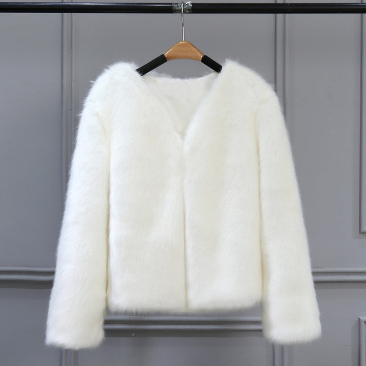 Ladies Elegant Faux Fur Coat with V Neck and Soft Lining Lune London