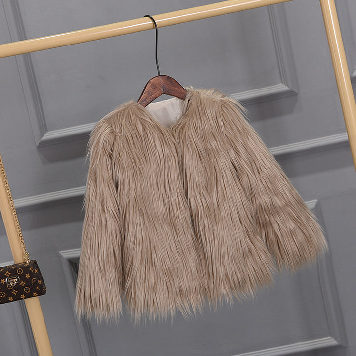 Women's voluminous faux fur jacket Lune London