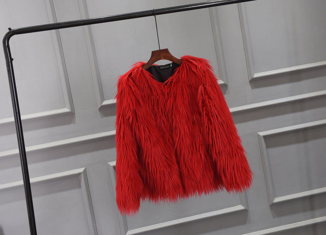 Women's voluminous faux fur jacket Lune London