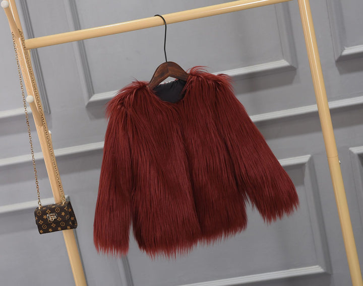 Women's voluminous faux fur jacket Lune London