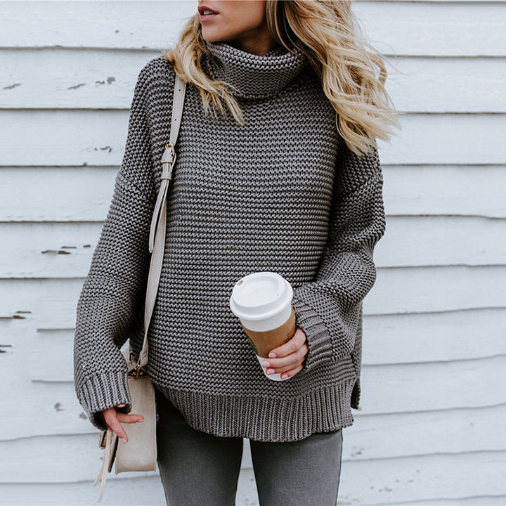 Chunky knit sweater for women with a high collar structure and high-quality material Lune Londonl