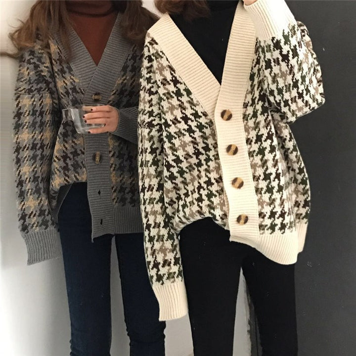 Women's knitted jacket with a modern design in houndstooth Lune London