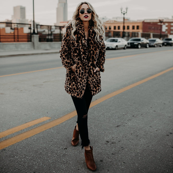 Ladies Faux Fur Leopard Print Jacket with Trendy Casual Cut Lune London