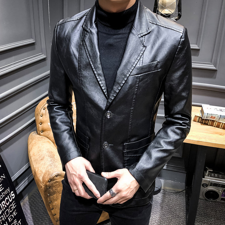 Trendy faux leather blazer for men with a slim fit Lune London