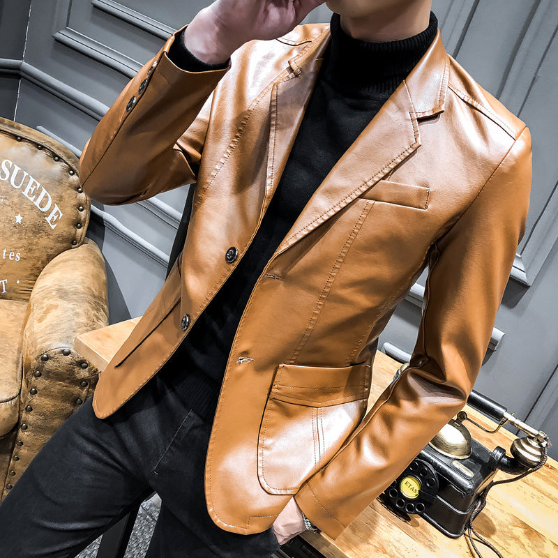 Trendy faux leather blazer for men with a slim fit Lune London