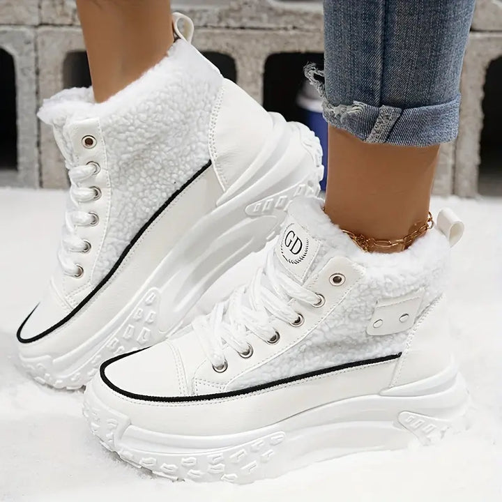 Lune London | Fleece-Lined Snow Boots for Casual Winter Style for Women