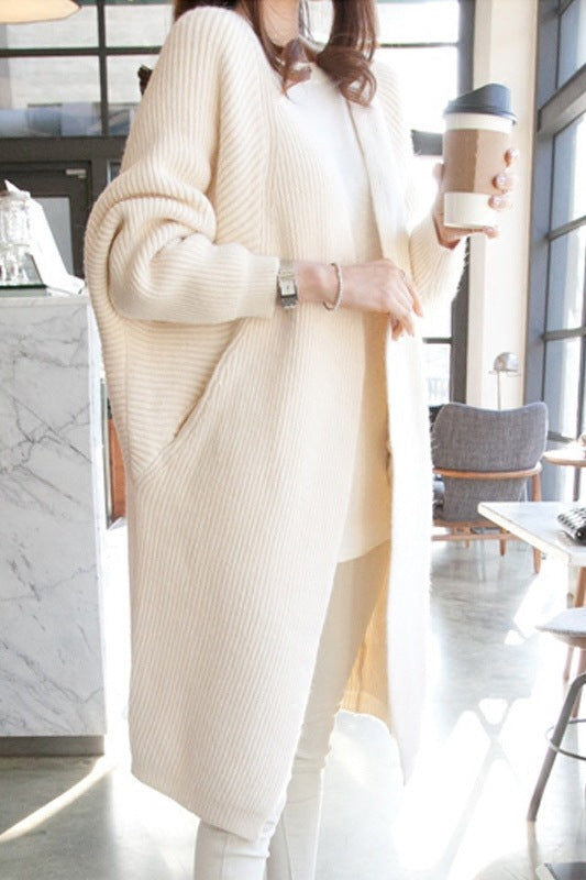 Cardigan long décontracté pour femmes avec ouverture à l'avant et motif de tricot fin Chic & Stil