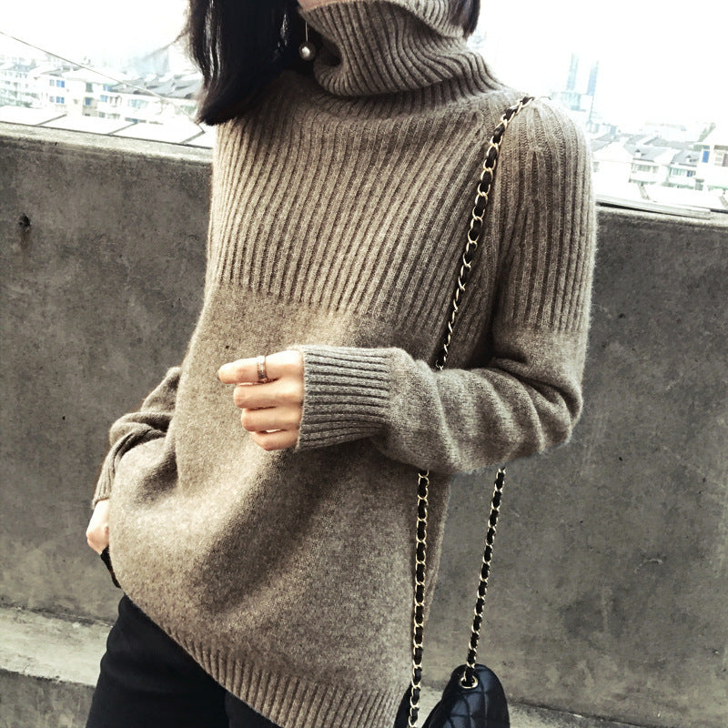 Pull tricoté pour femmes avec col montant et texture côtelée Chic & Stil