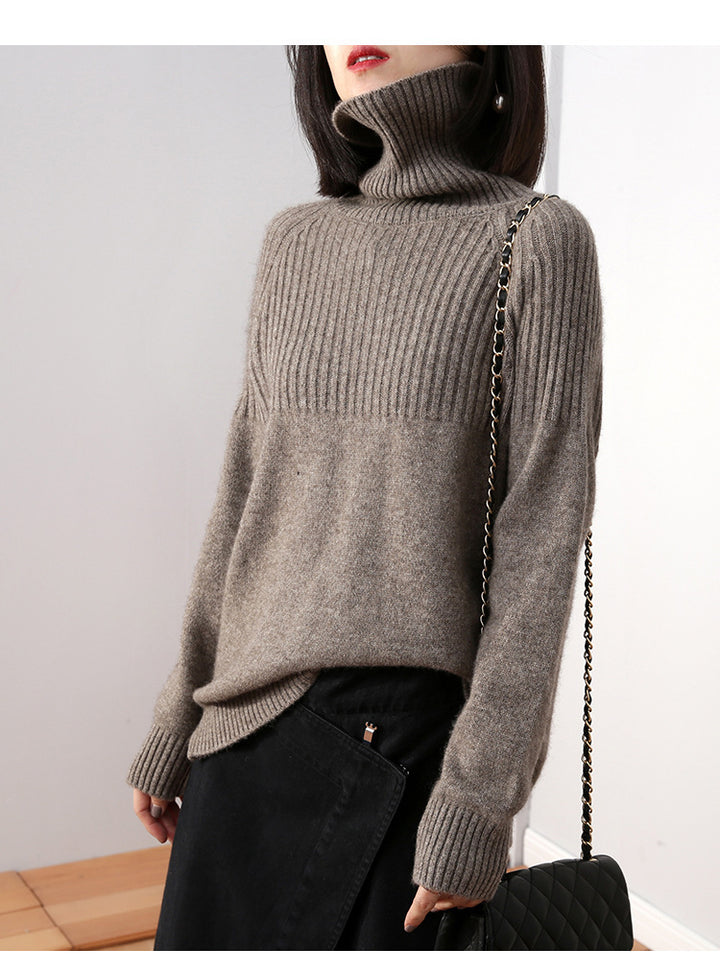 Pull tricoté pour femmes avec col montant et texture côtelée Chic & Stil