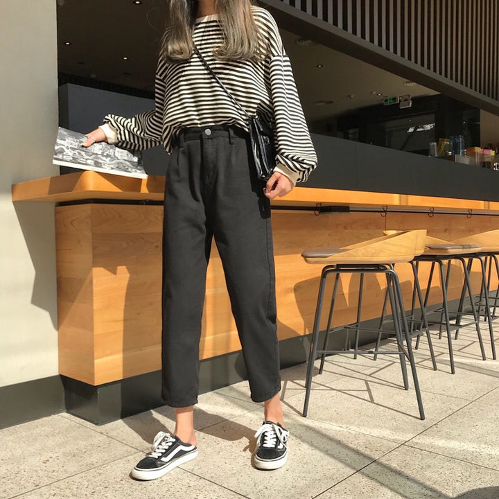 Pantalons décontractés pour femmes à coupe relaxée avec ourlet à revers Chic & Stil