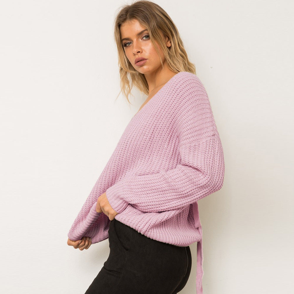 Women's sweater with a unique design at the back and a decorative lace Lune London