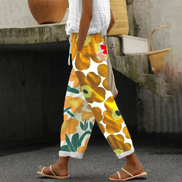 Lune London | Green pants with fresh floral print