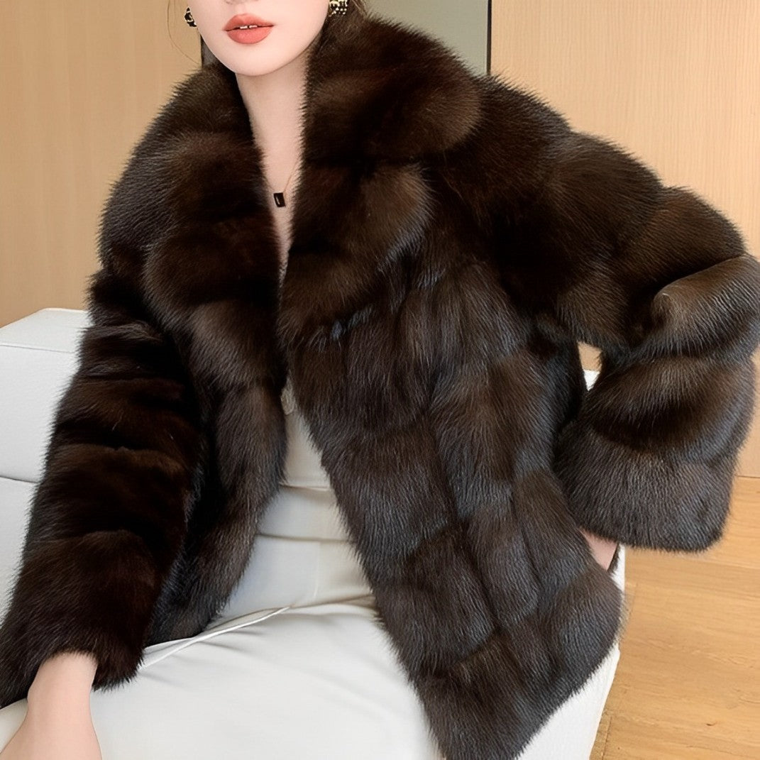 Lune London | Long with Classic Collar for Women Ideal for Winter