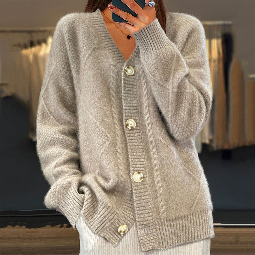 Lune London | Cardigan with V-Neck